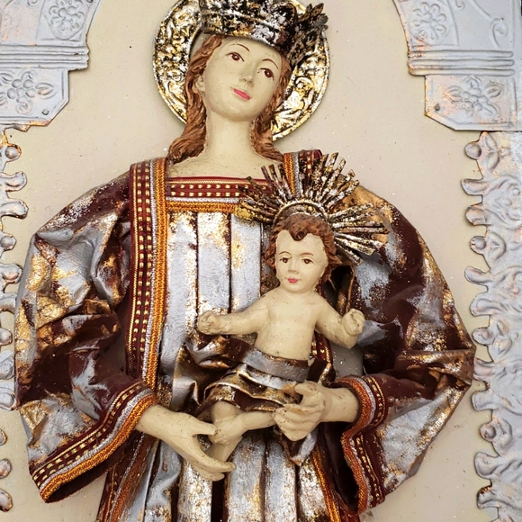Vintage Virgen Mary Wall Art Hand Made - Picture 3 of 12